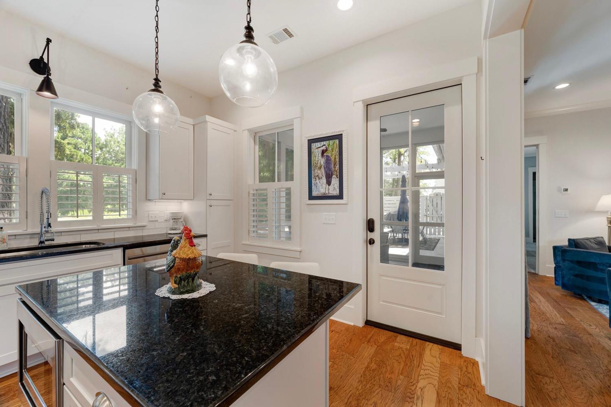 Low Country Cottage In Beautiful Habersham Бюфорт Екстериор снимка